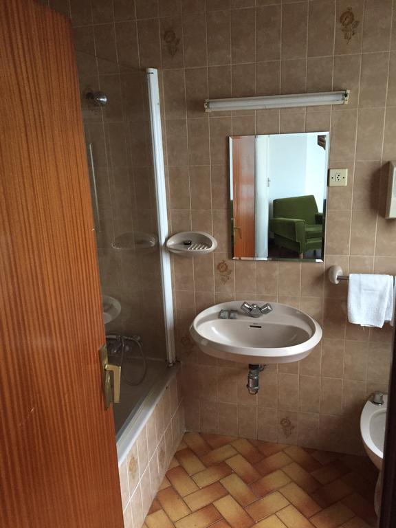 Hostal Pancorbo Buitenkant foto