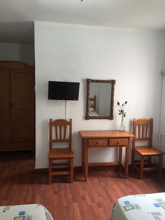 Hostal Pancorbo Buitenkant foto