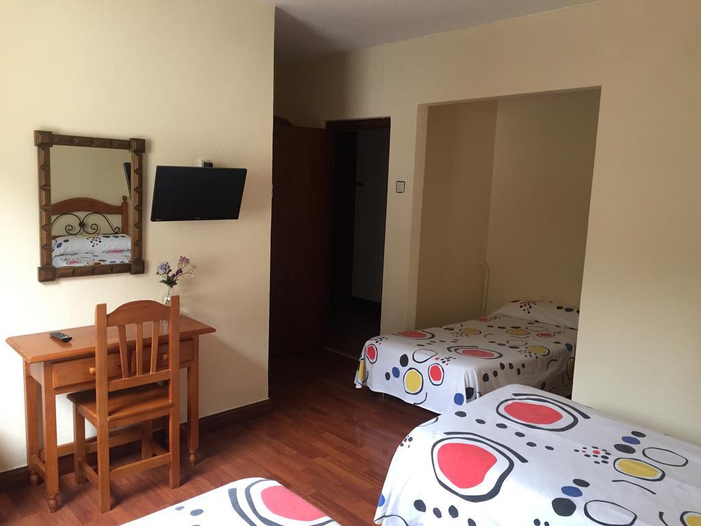 Hostal Pancorbo Buitenkant foto